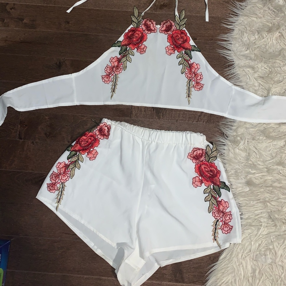 White Two-Piece Short Set with Flowers